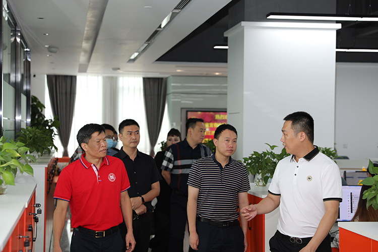 乐鱼最新乐鱼最新首页登录_乐鱼（中国）登录_乐鱼（中国）
人力集团